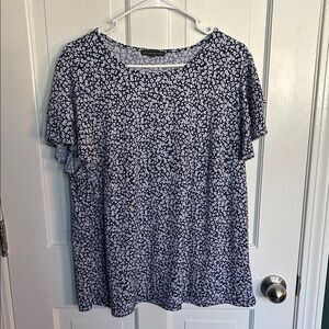 Adrianna Papell Navy and White Floral Blouse